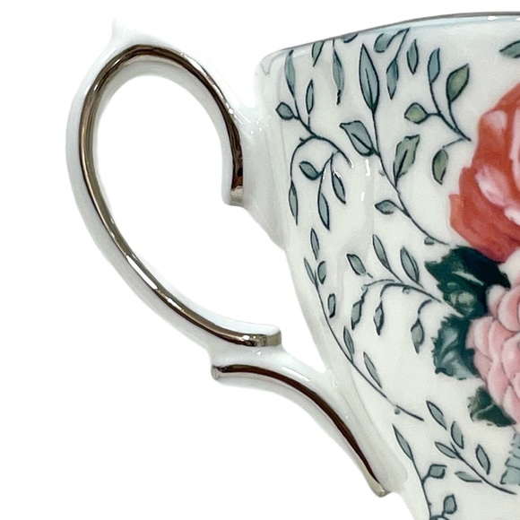 ROYAL ALBERT Rare Vintage Rose Garland Cup Bone China Made in England - Picture 9 of 14